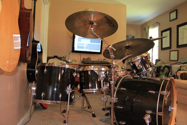 Student kit and mixing console (1)