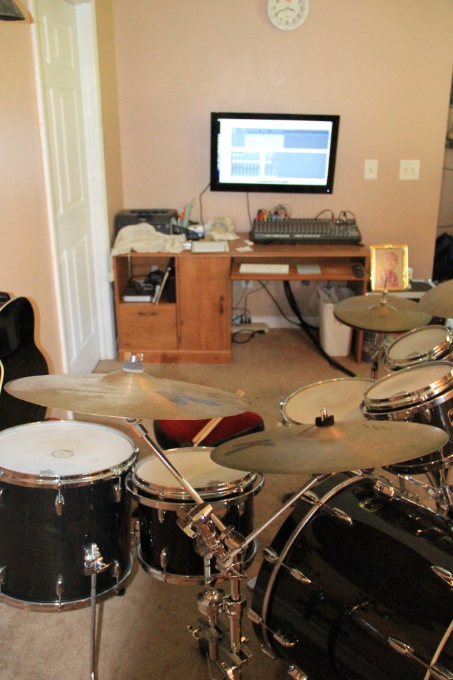 Student kit and mixing console (2)